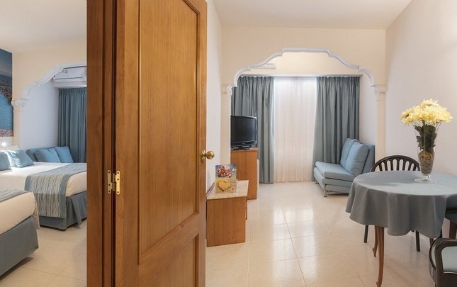 Master standard (room + hall) premium Magic Cristal Park Hotel Benidorm
